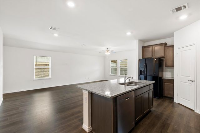 617 Calm Springs Drive, Princeton, TX 75407