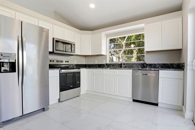 676 WEYBRIDGE COURT, Lake Mary, FL 32746