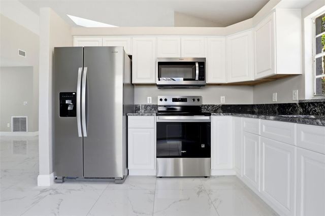 676 WEYBRIDGE COURT, Lake Mary, FL 32746