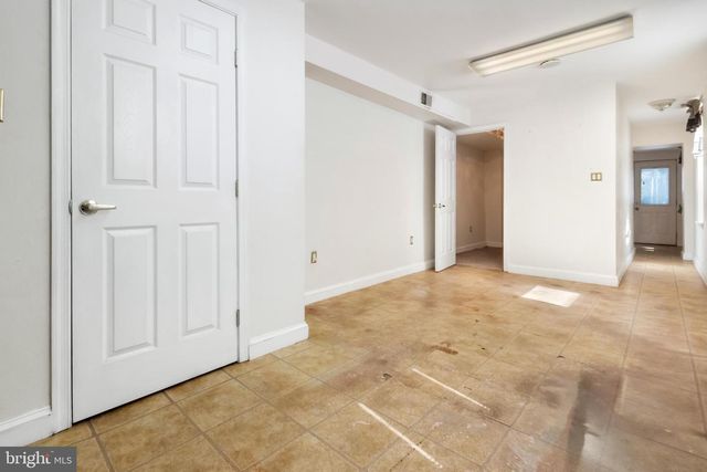 1613 N 18TH ST, Philadelphia, PA 19121