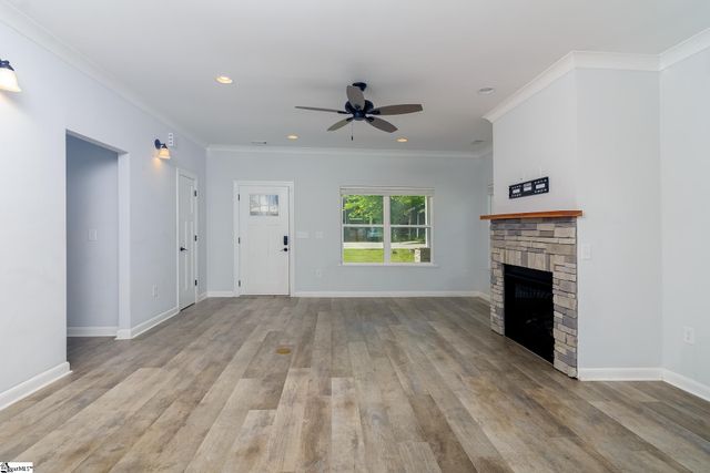 215 Maloy Street, Greenville, SC 29601