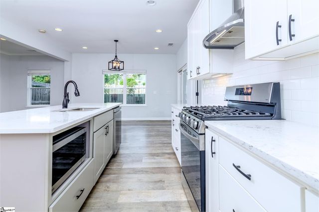 215 Maloy Street, Greenville, SC 29601