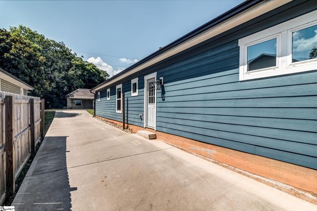 215 Maloy Street, Greenville, SC 29601