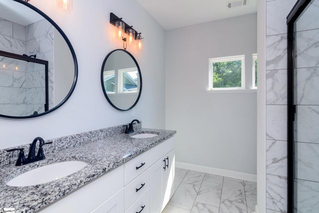 215 Maloy Street, Greenville, SC 29601