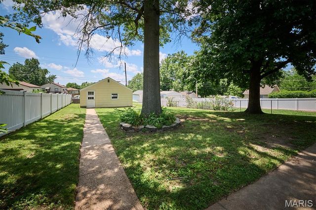 5708 Fyler Avenue, St Louis, MO 63139