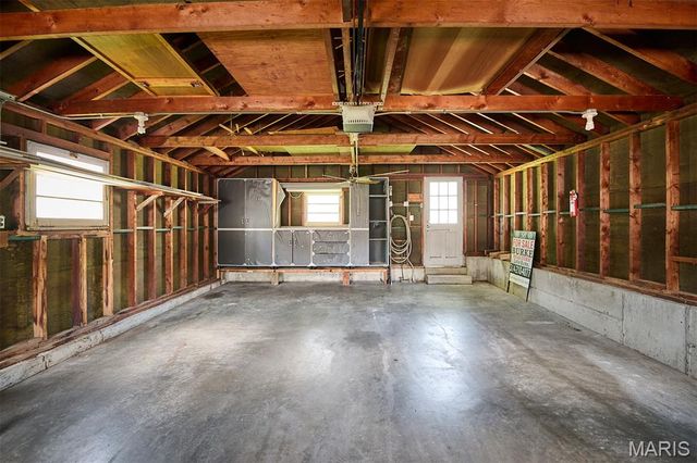 5708 Fyler Avenue, St Louis, MO 63139