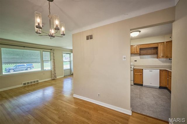 5708 Fyler Avenue, St Louis, MO 63139