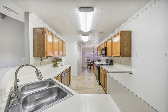 4918 Pleasant Plains Drive, Friendswood, TX 77546