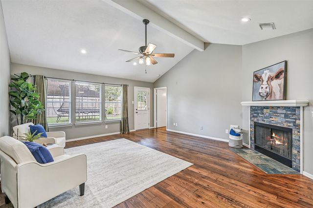 4918 Pleasant Plains Drive, Friendswood, TX 77546