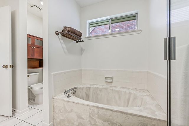 4918 Pleasant Plains Drive, Friendswood, TX 77546