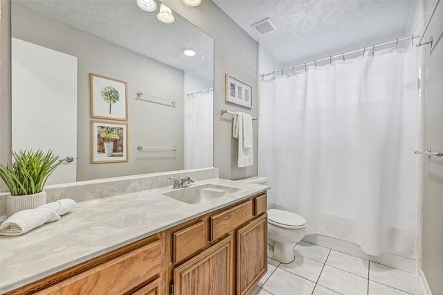 4918 Pleasant Plains Drive, Friendswood, TX 77546