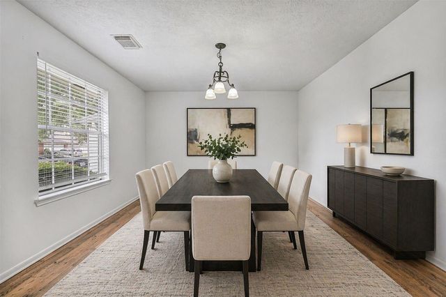 4918 Pleasant Plains Drive, Friendswood, TX 77546