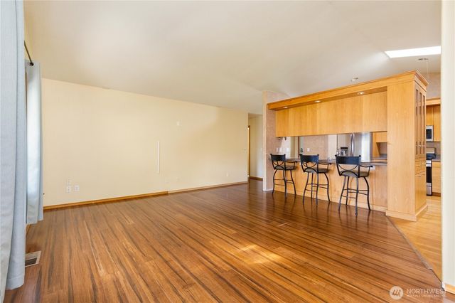 1583 Mark Street, Oak Harbor, WA 98277