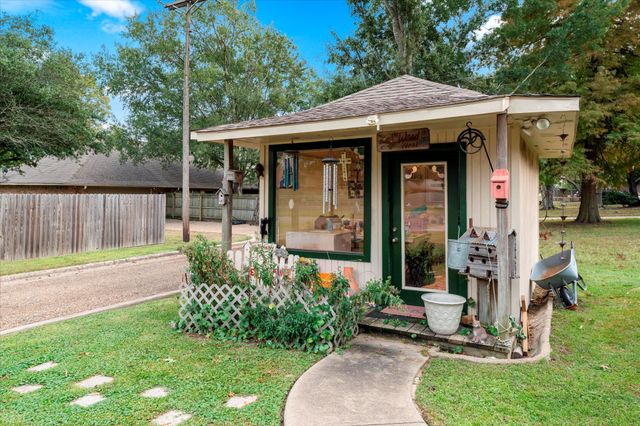 2303 Deanna Drive, Mt Pleasant, TX 75455