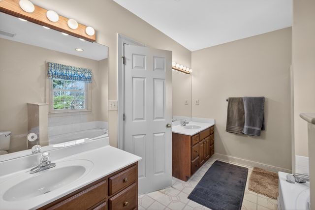 2217 Cascade Way, Lexington, KY 40515