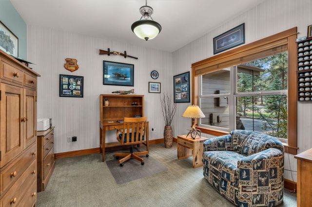 17010 Royal Coachman Drive, Sisters, OR 97759