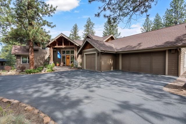 17010 Royal Coachman Drive, Sisters, OR 97759