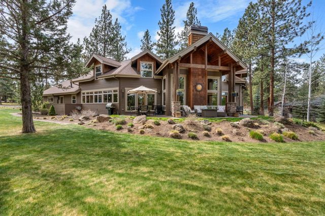 17010 Royal Coachman Drive, Sisters, OR 97759