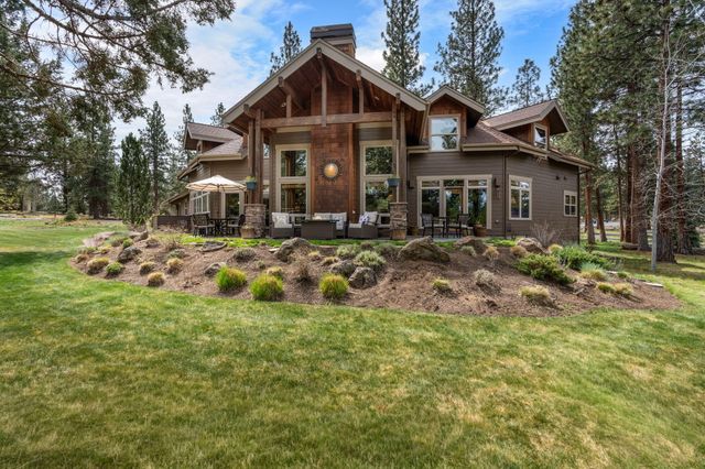 17010 Royal Coachman Drive, Sisters, OR 97759