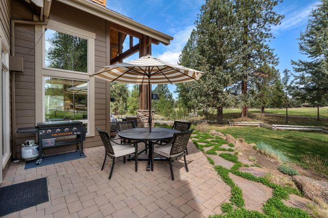 17010 Royal Coachman Drive, Sisters, OR 97759