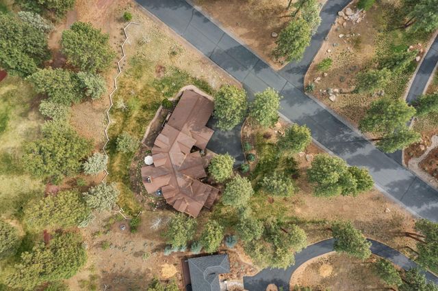 17010 Royal Coachman Drive, Sisters, OR 97759