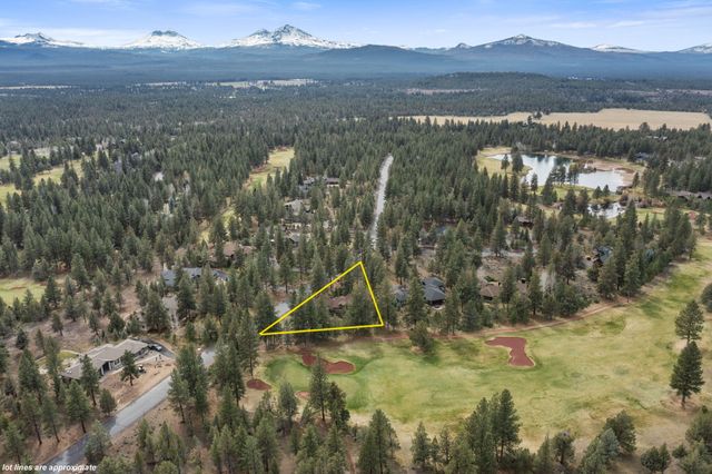 17010 Royal Coachman Drive, Sisters, OR 97759