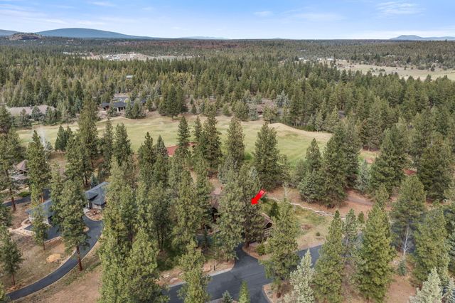 17010 Royal Coachman Drive, Sisters, OR 97759