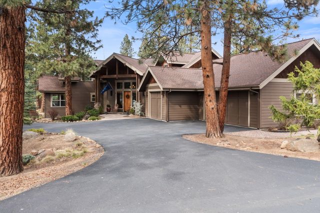 17010 Royal Coachman Drive, Sisters, OR 97759