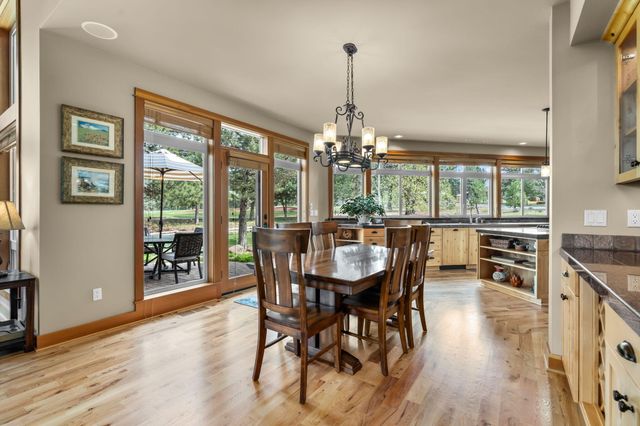 17010 Royal Coachman Drive, Sisters, OR 97759