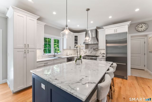 5 Anthonys Lane, New Milford, CT 06776