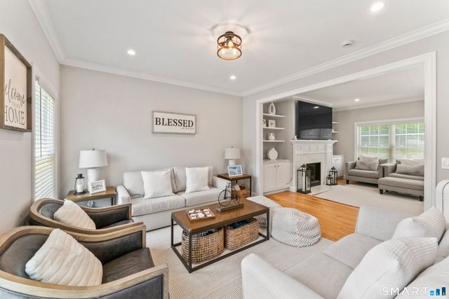 5 Anthonys Lane, New Milford, CT 06776