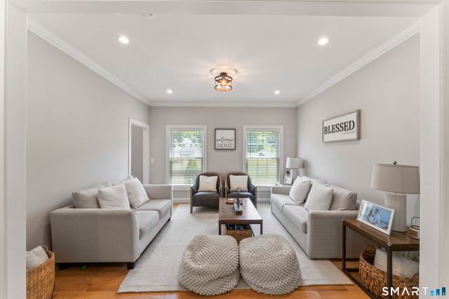 5 Anthonys Lane, New Milford, CT 06776