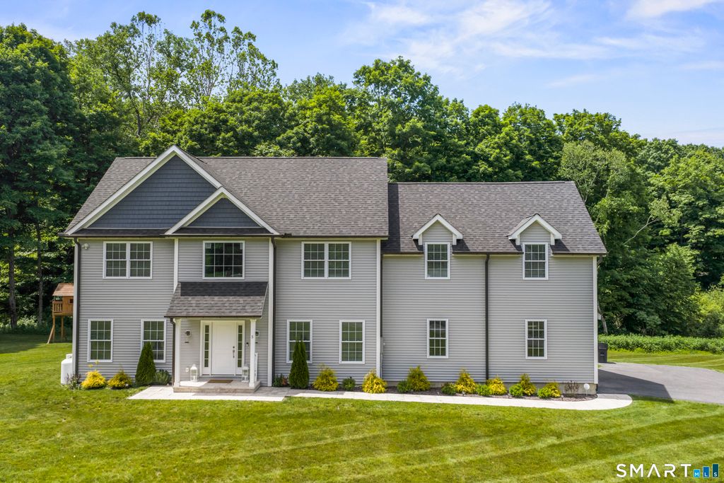 5 Anthonys Lane, New Milford, CT 06776