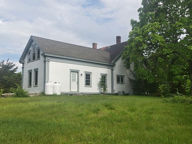 34 George Street, Mendon, MA 01756
