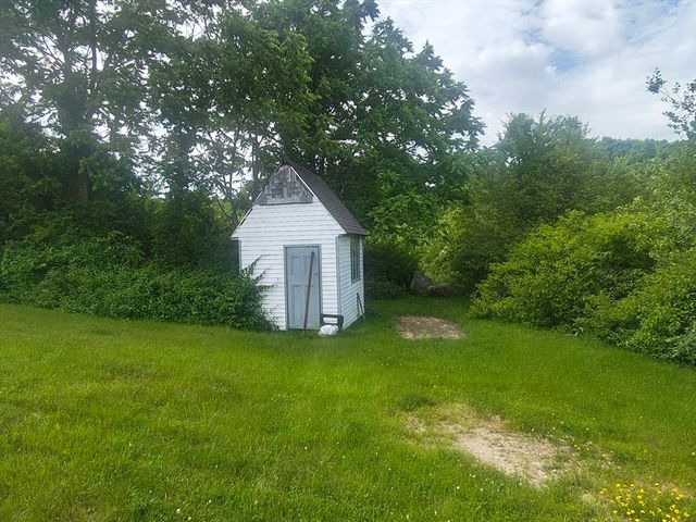 34 George Street, Mendon, MA 01756