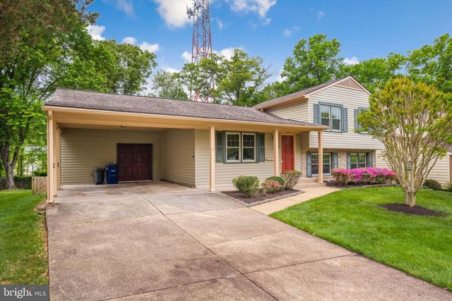 5626 FORT CORLORAN DR, Burke, VA 22015