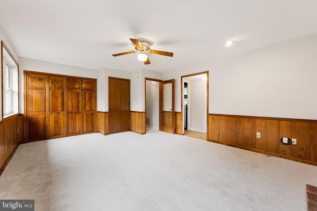5626 FORT CORLORAN DR, Burke, VA 22015