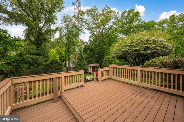 5626 FORT CORLORAN DR, Burke, VA 22015