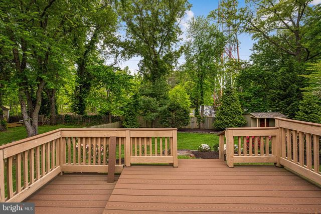 5626 FORT CORLORAN DR, Burke, VA 22015