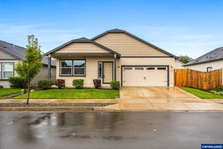 1555 Adams St, Independence, OR 97351