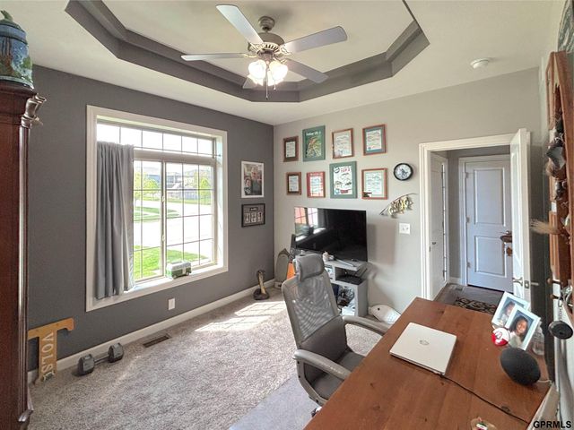 1240 N 97th Street, Lincoln, NE 68505