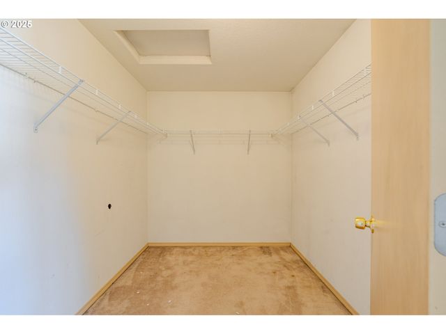 1115 W 33RD Way, Vancouver, WA 98660