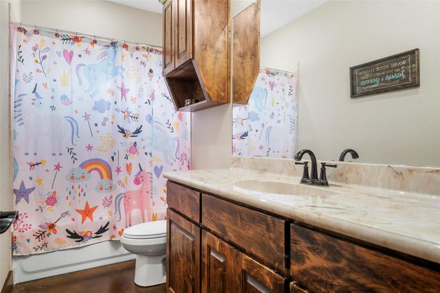 578 N Lincoln Avenue, Mart, TX 76664