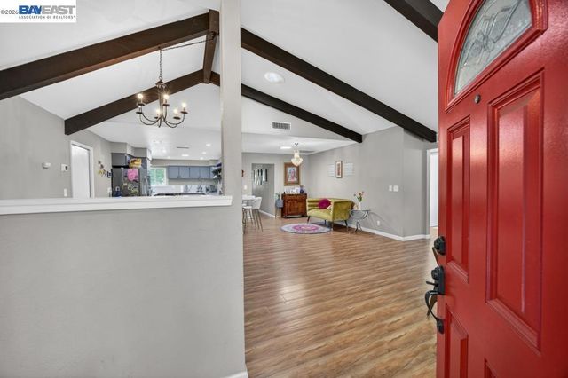 3590 Park Rd, Sacramento, CA 95841