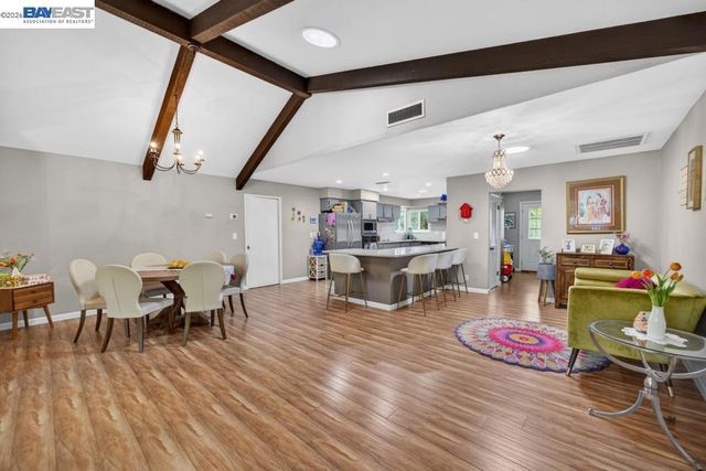 3590 Park Rd, Sacramento, CA 95841