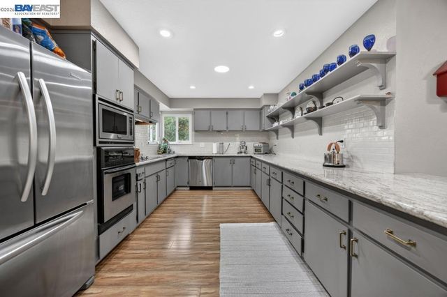 3590 Park Rd, Sacramento, CA 95841