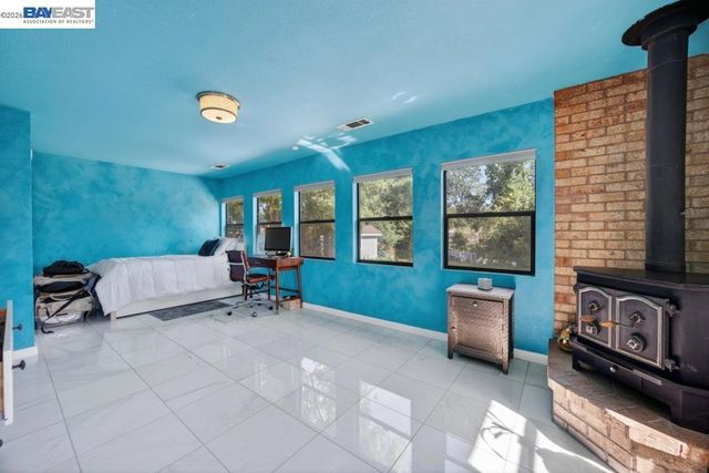 3590 Park Rd, Sacramento, CA 95841
