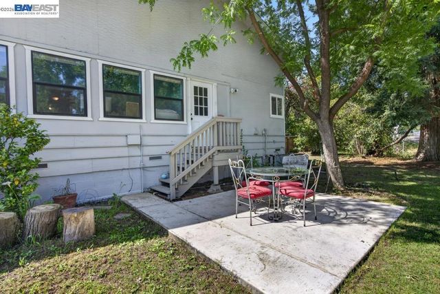 3590 Park Rd, Sacramento, CA 95841