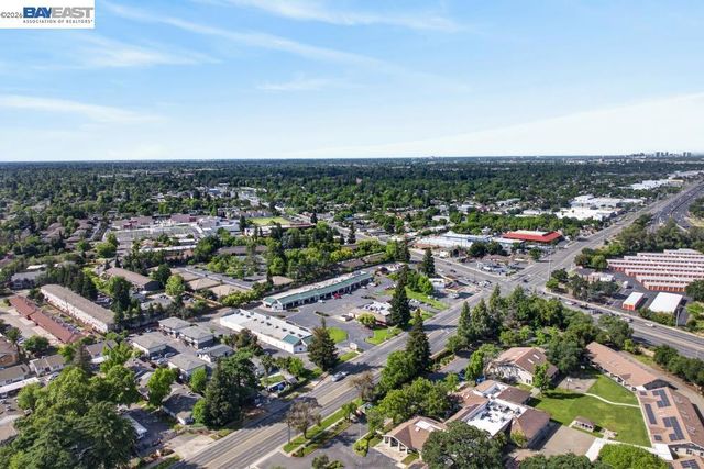 3590 Park Rd, Sacramento, CA 95841