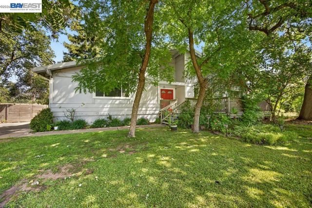 3590 Park Rd, Sacramento, CA 95841